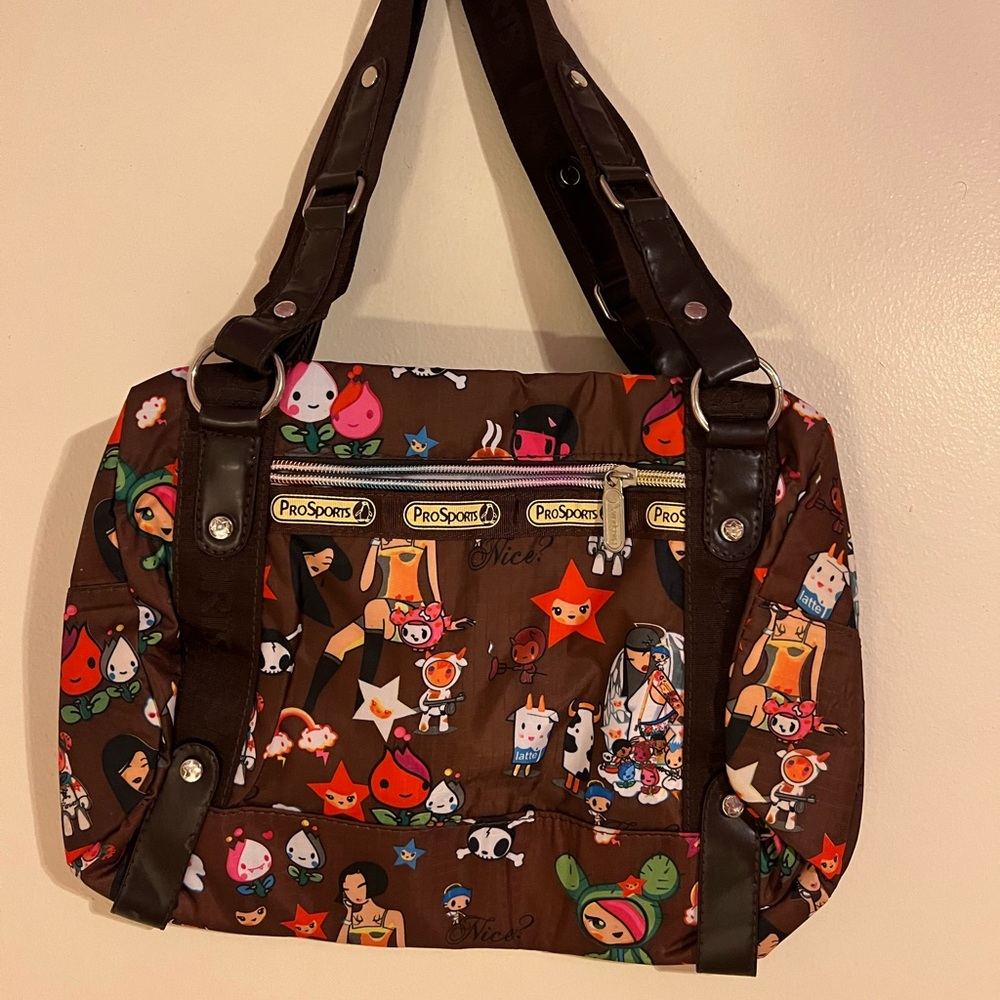 Pacsport shoulder bag with wallet inside